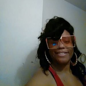 Meet your Posher, Lovely